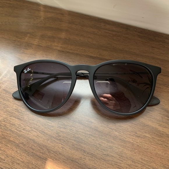 ray ban erika matte black ray ban erika matte black